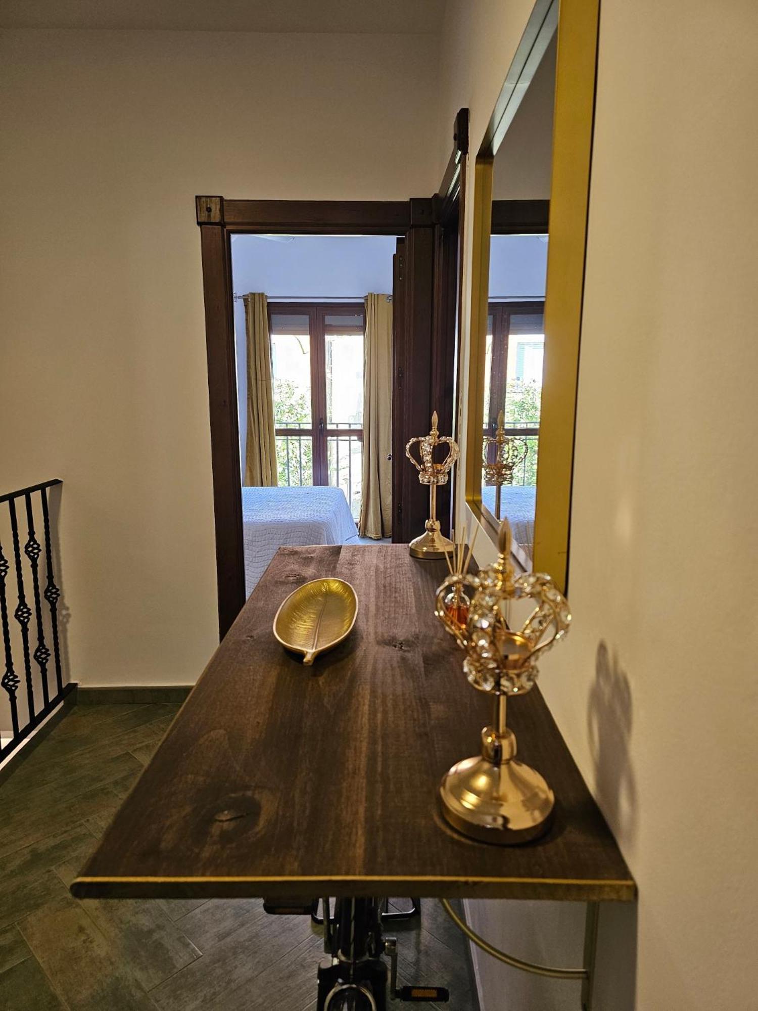 The Queen House Malaga Exterior photo